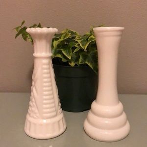 Vintage milk glass bud vases